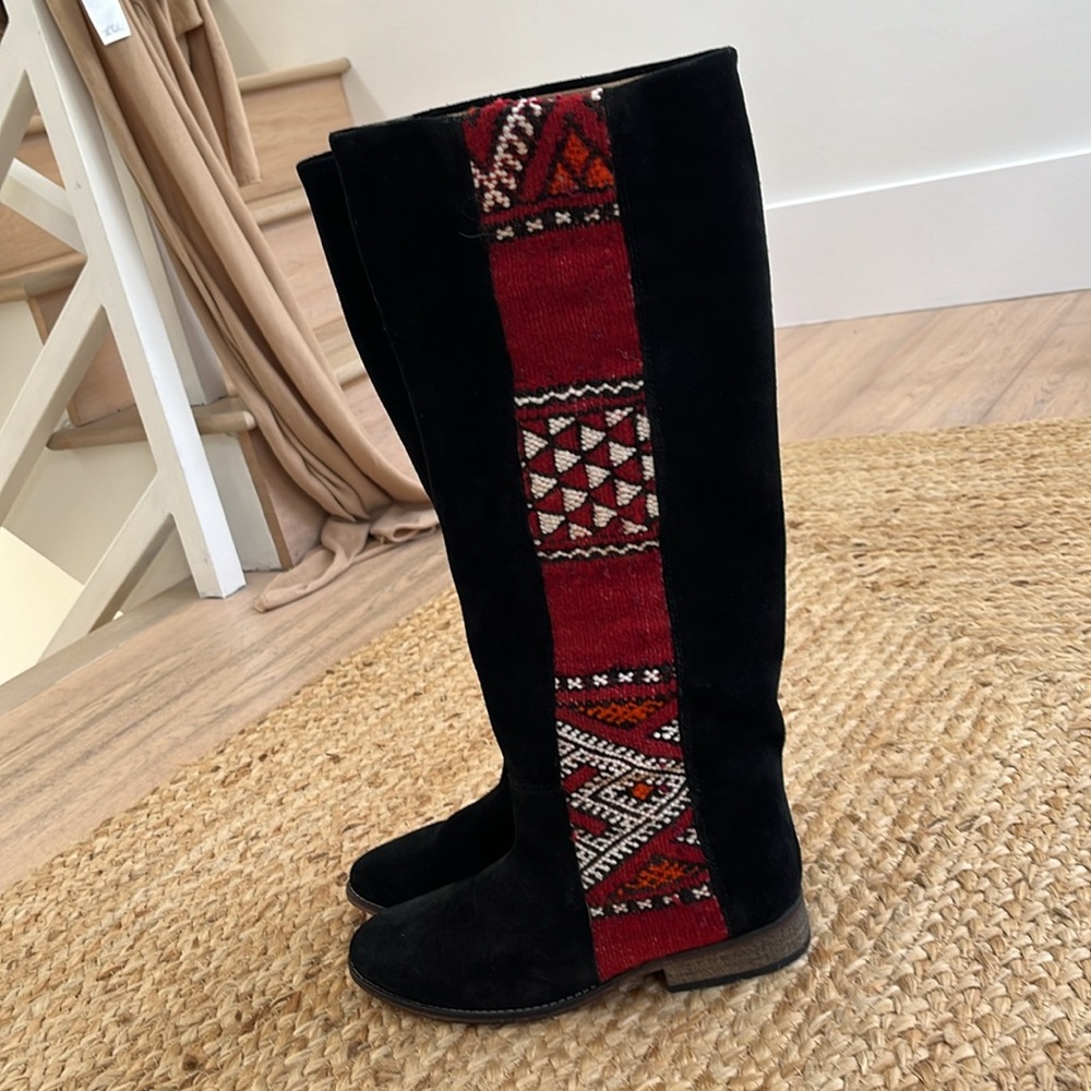 Anthropologie New Pull on Howsty Kilim & Suede Western Style all day knee boots - Picture 9 of 10